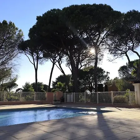 App Neuf, 4 Pers, Piscine, Parking, Raphael Apartamento Saint-Raphaël